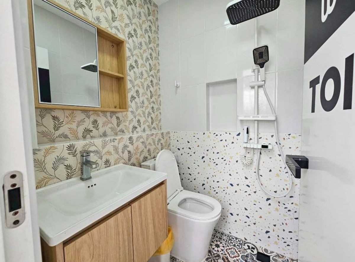 For SaleHouseNawamin, Ramindra : Nakarin Garden Village / 4 Bedrooms (FOR SALE), Nakarin Garden Village / 4 Bedrooms (FOR SALE) POON173