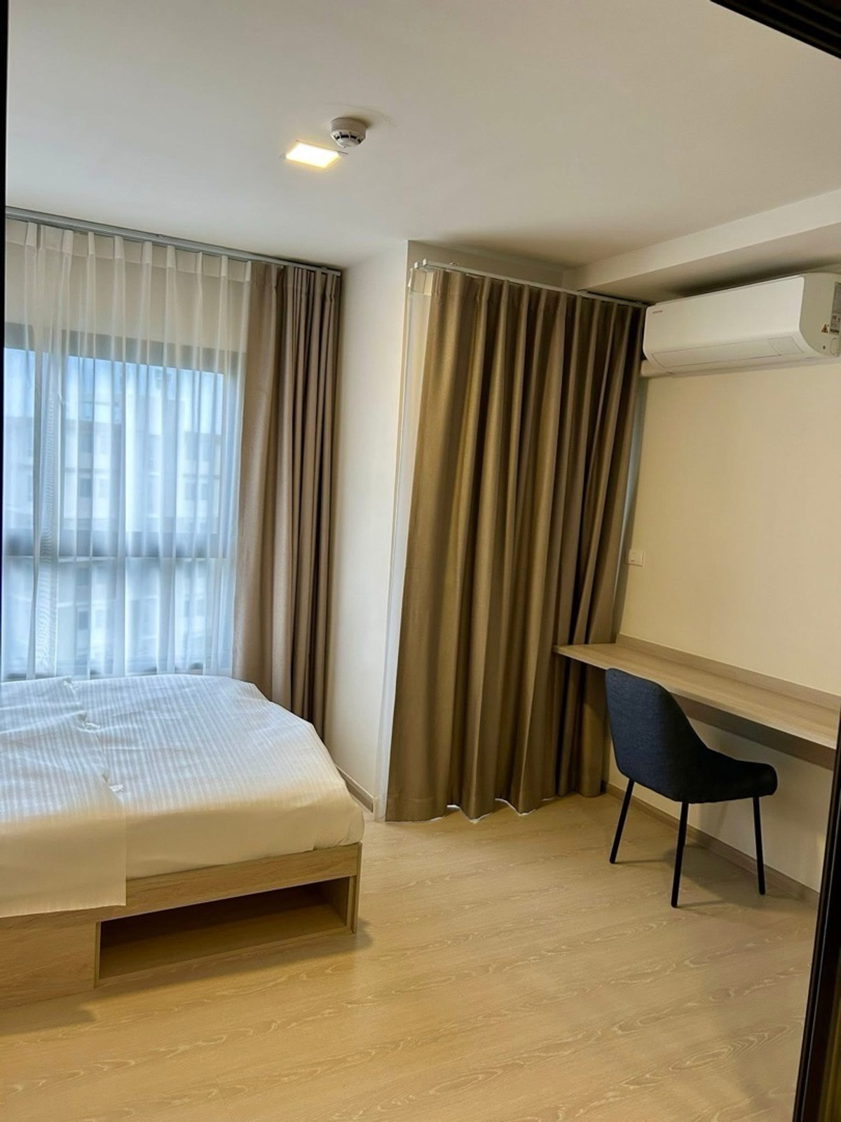 ให้เช่าคอนโดปทุมธานี รังสิต ธรรมศาสตร์ : ให้เช่า Dcondo Shine 