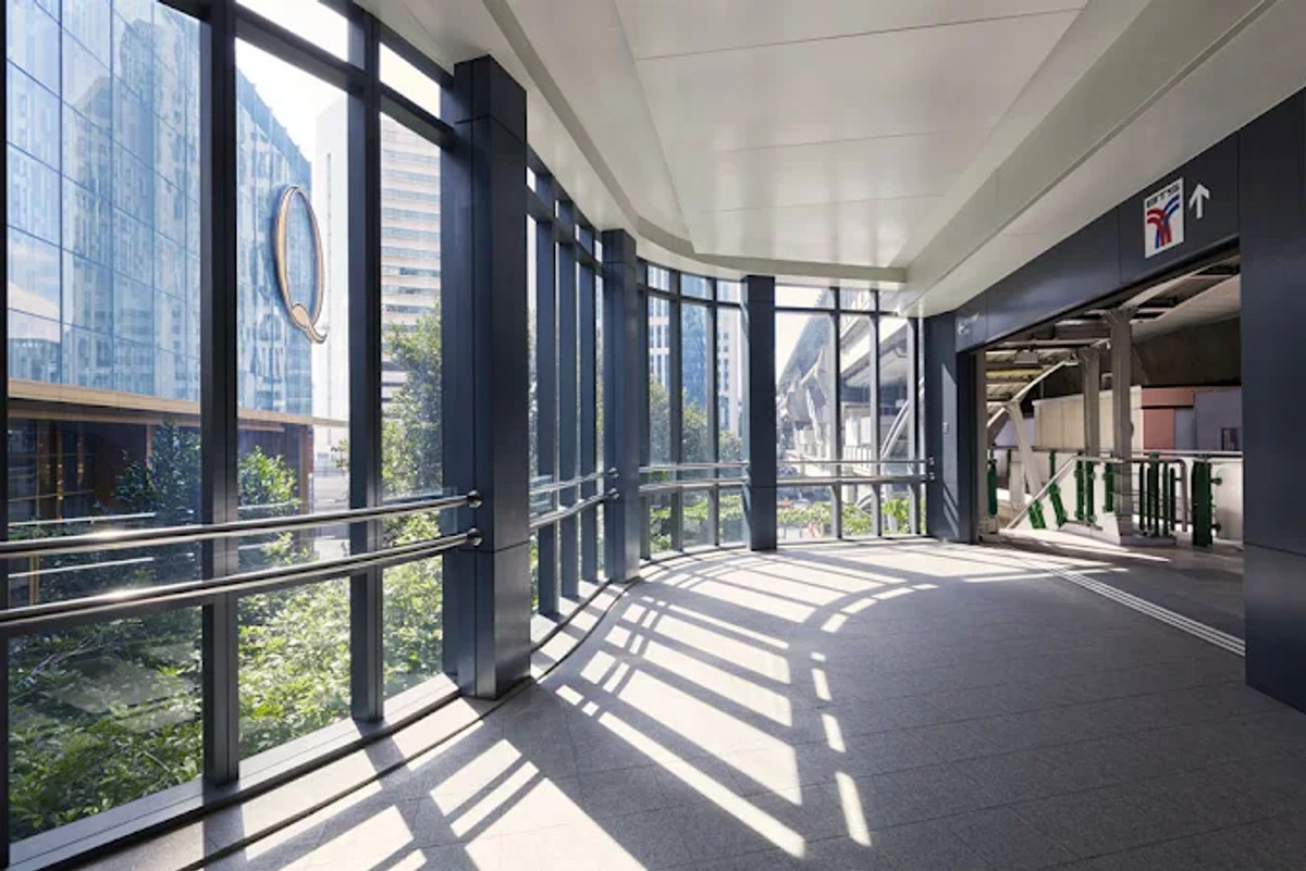 ให้เช่าคอนโดนานา : ✨ วิวเมืองที่แพงที่สุด จากมุมมองที่ Exclusive ที่สุด Q1 Sukhumvit ชั้นสูง วิวสวยแบบ Panorama ที่จะเปลี่ยนทุกเช้าของคุณให้เป็นรางวัลของชีวิต 💕