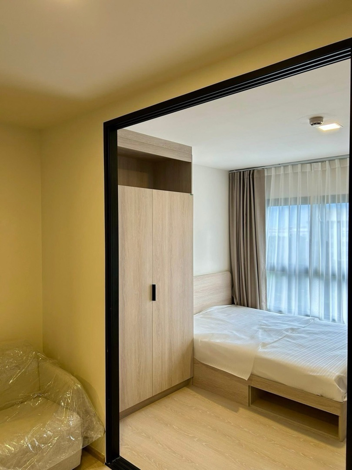 ให้เช่าคอนโดปทุมธานี รังสิต ธรรมศาสตร์ : ให้เช่า Dcondo Shine 