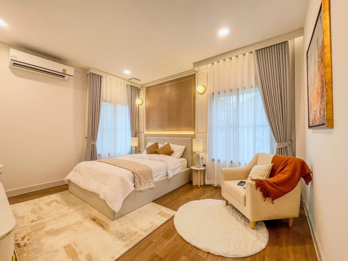 For RentHousePattanakan, Srinakarin : 📌 Luxury house for rent NANTAWAN Nantawan Rama 9 - Krungthep Kreetha New Road.