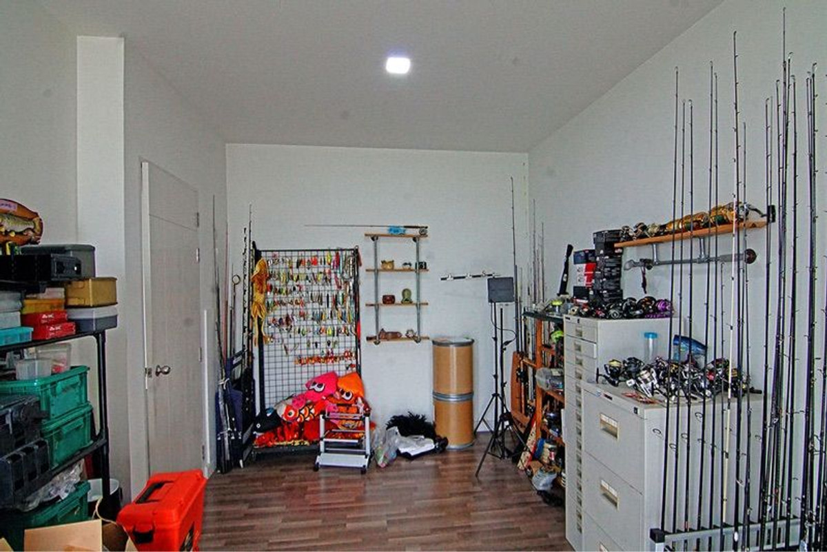 ขายทาวน์โฮมนวมินทร์ รามอินทรา : 19.4ตรว 3นอน3น้ำ ทาวน์โฮม 3 ชั้น Bless Town Ramintra 127 