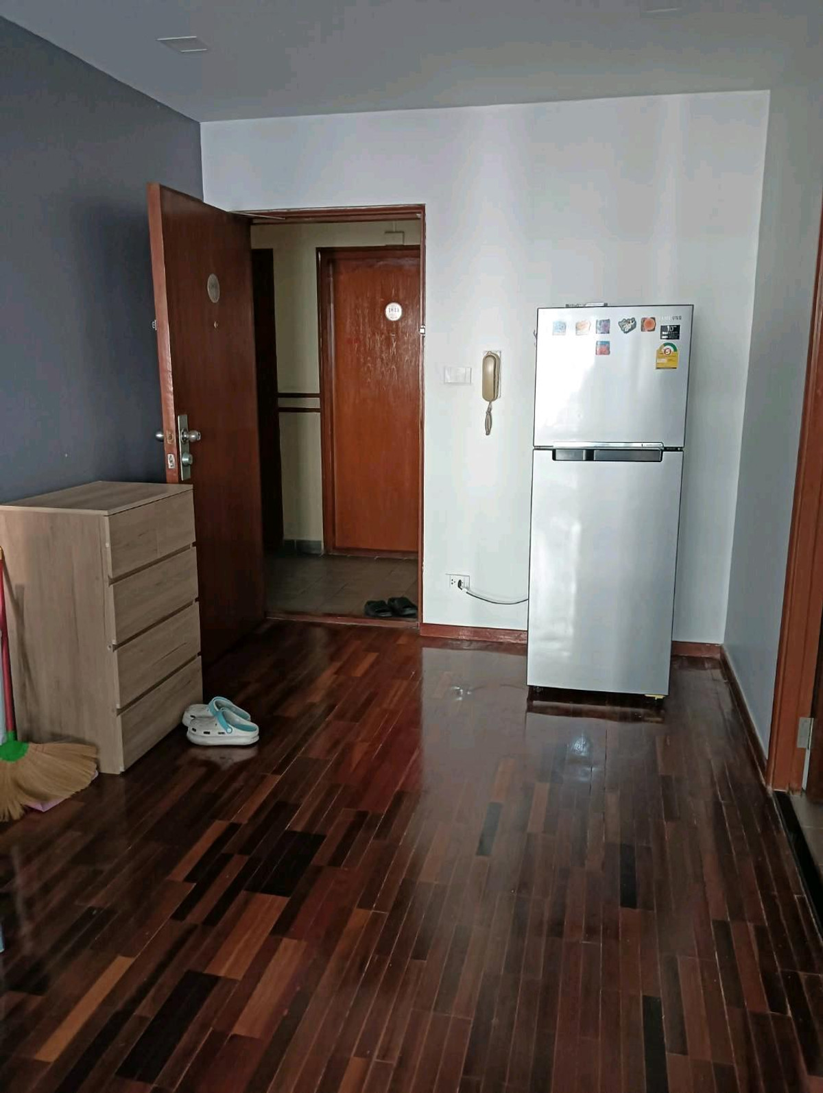 ให้เช่าคอนโดพระราม 3 สาธุประดิษฐ์ : ให้เช่า 2 นอน 1 น้ำ 1 ครัว
สัญญา 1 ปี
เงินประกัน 2 เดือน
เงินล่วงหน้า 1 เดือน