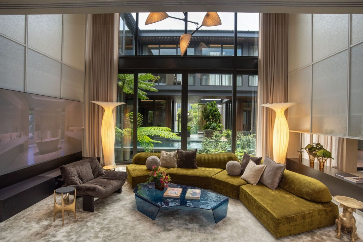 ขายบ้านบางซื่อ วงศ์สว่าง เตาปูน : Sonle Residences: 180sqwah 1,365sqm. 5bed 8bath 3storey private pool 260,000,000 Am: 0656199198