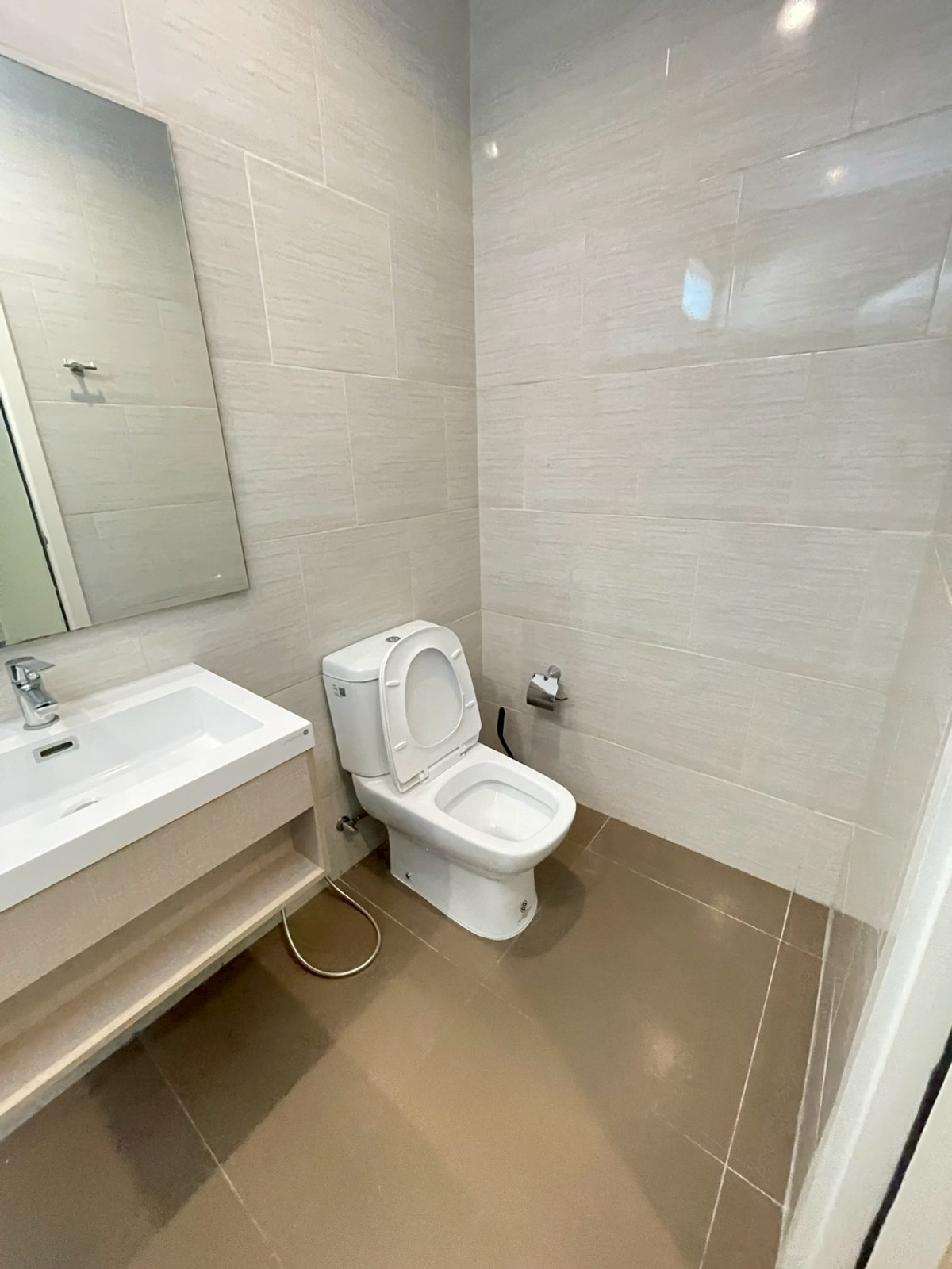 ให้เช่าทาวน์โฮมพระราม 5 ราชพฤกษ์ บางกรวย : ให้เช่า ทาวน์โฮม 3 ชั้น พร้อมอยู่ เปี่ยมสุข ติดถนนกาญจนาภิเษก ใกล้ รร.เทพศิรินทร์ นนทบุรี ทางด่วน ศรีรัช 