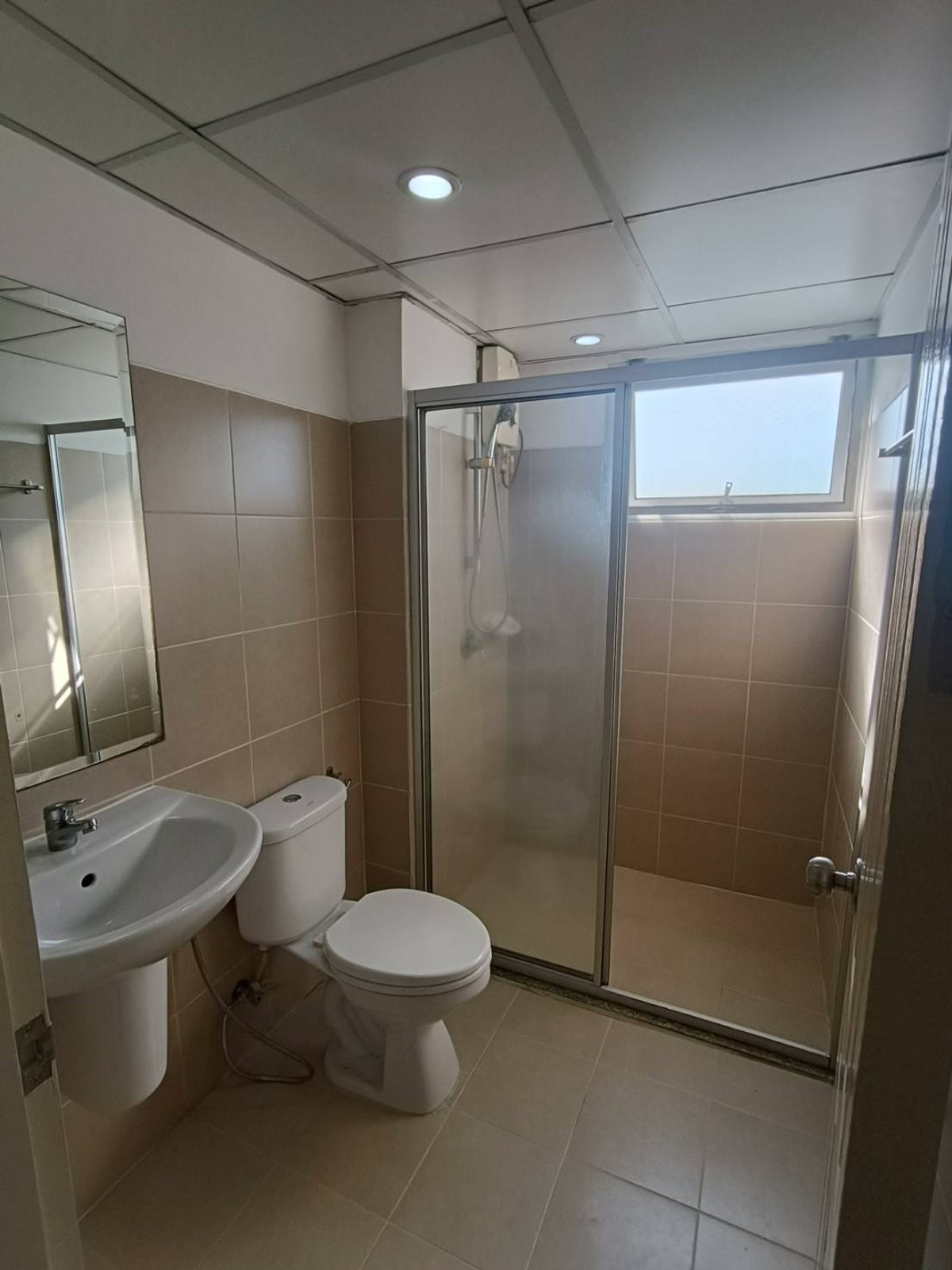 ขายคอนโดรัชดา ห้วยขวาง : คอนโด ศุภาลัย ซิตี้ สอร์ท พื้นที่ 31 ตรม. ชั้น 7 วิวเมือง โครงการสงบน่าอยู่ 