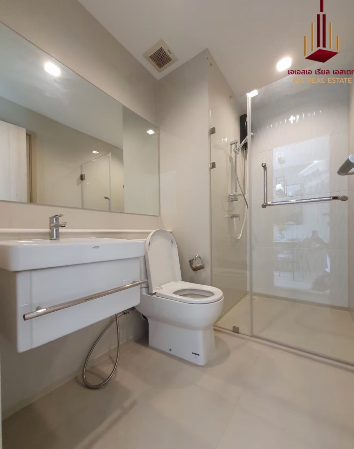 ขายคอนโดวิทยุ ชิดลม หลังสวน : ✨ ขาย ไลฟ์ วัน ไวร์เลส✨ 💰ราคา 7,630,000 บาท  ราคาดีสุดในตลาด มีห้องพร้อมนัดชมครับ สนใจติดต่อ คุณเจมส์มาร์