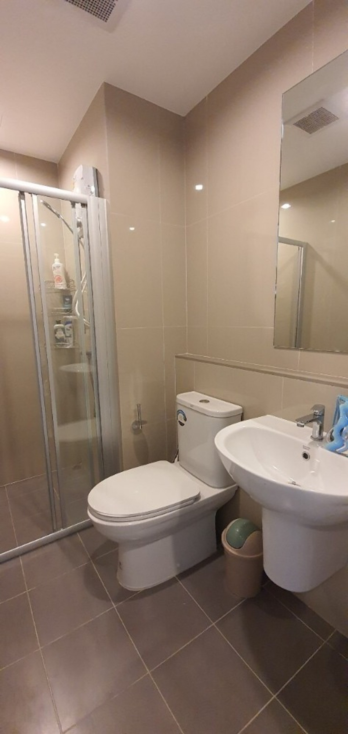 ให้เช่าคอนโดรามคำแหง หัวหมาก : ✅ TTH116 ✅ Line : @p2nproperty