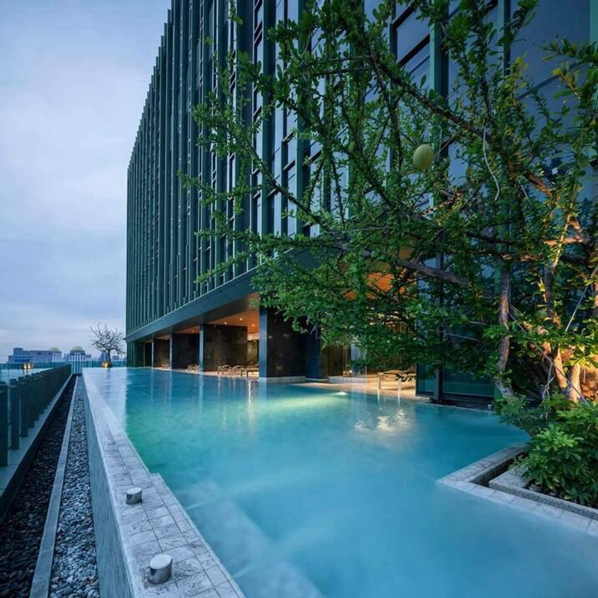 For SaleCondoRatchathewi,Phayathai : Wish Signature Midtown 2Bed2Bath 7.85Mb **Price negotiable 092-6289149