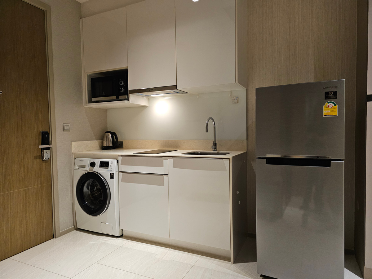 For RentCondoSilom, Saladaeng, Bangrak : แอสตัน สีลม  ให้เช่า 1 นอน 1 น้ำ พื้นที่ 50 ตรม  36,000 บาท สนใจโทร น้อง 096-2615656 พร้อมให้นัดหมายเข้าชมทุกวัน  Ashton Silom 1bed 1 bath 50 Sq,m Rental price 36,000 Baht   call Nong 096-2615656 Ready to touring everyday