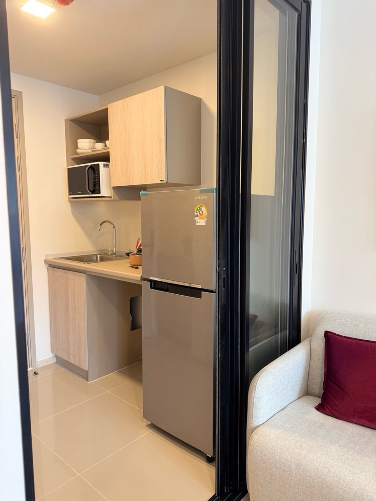 For RentCondoPathum Thani,Rangsit, Thammasat : Morning use, 1 bedroom, 13,000, opposite Bangkok University, new room. Ready to move in at the end of this month.