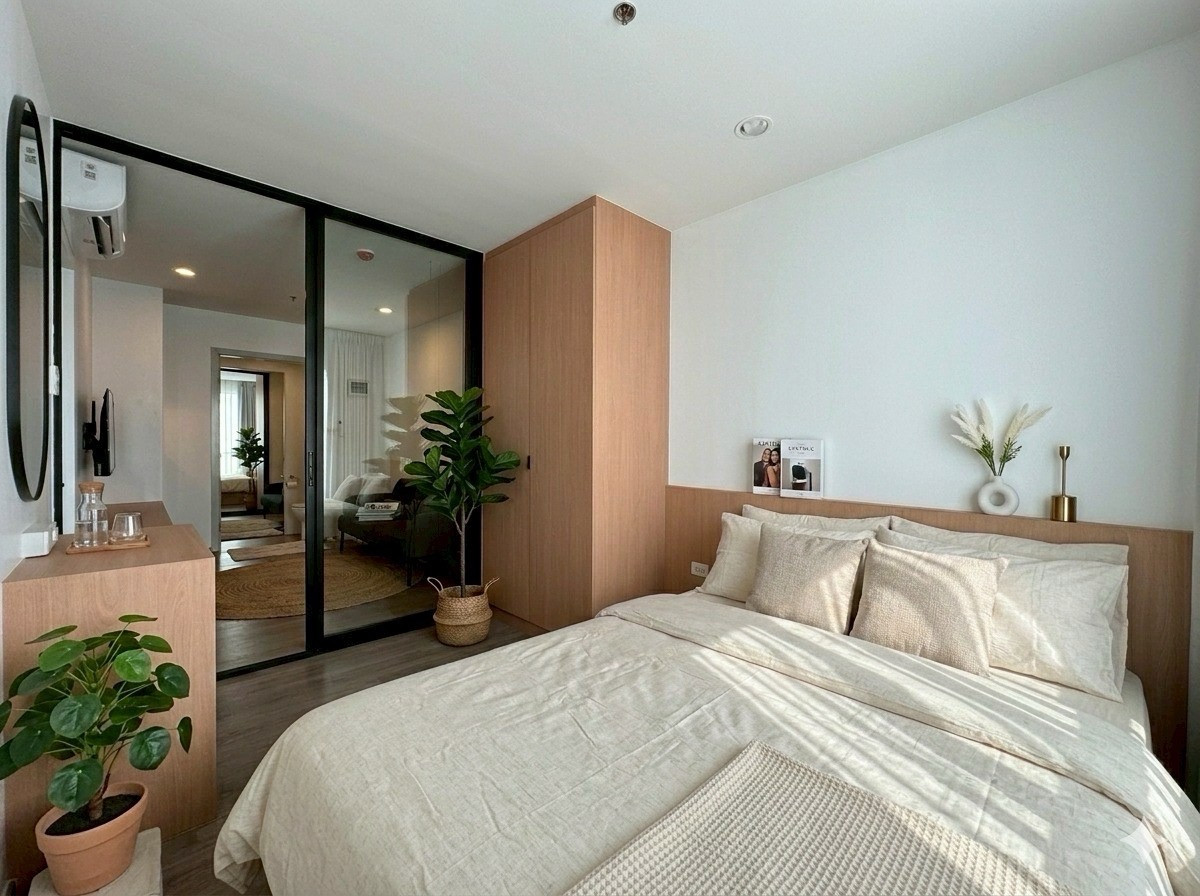 ให้เช่าคอนโดท่าพระ ตลาดพลู วุฒากาศ : 💙@condocurator 💙 ให้เช่า Regent Home Wutthakat เฟอร์นิเจอร์ครบ มีเครื่องซักผ้า [PM4739]