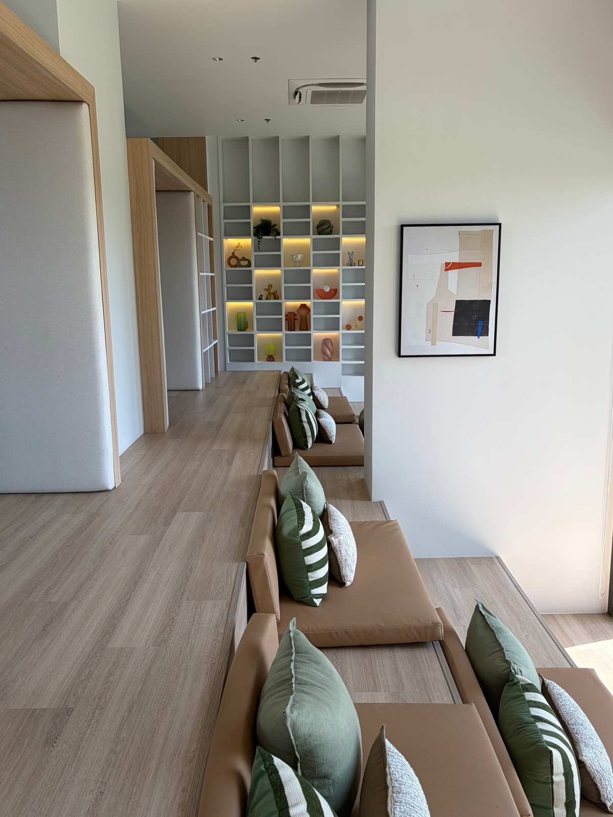 ให้เช่าคอนโดเลียบทางด่วนรามอินทรา : ✨ ปล่อยเช่าคอนโด Noble Create รามอินทรา – เกษตรนวมินทร์  วิวสระ | ห้องสวยสไตล์มินิมอล | พร้อมอยู่