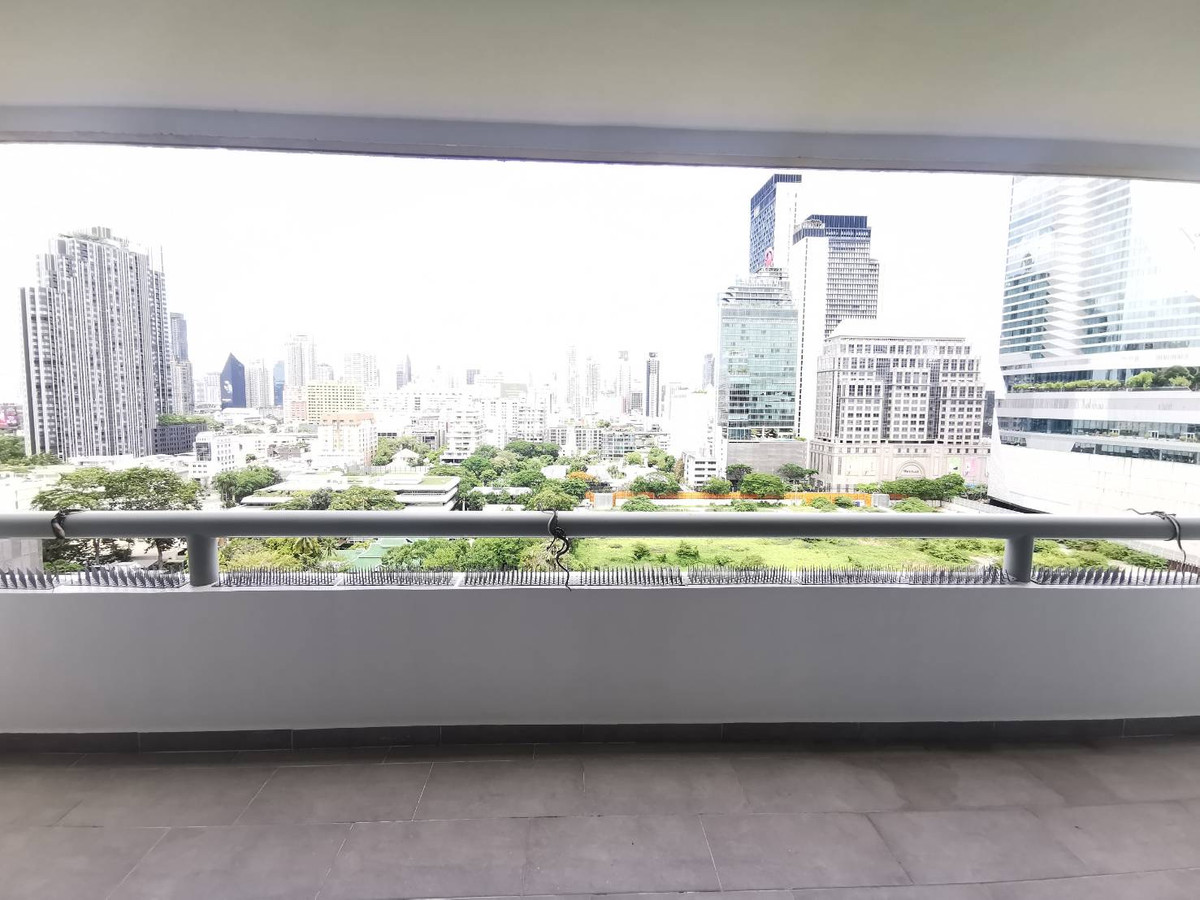 ขายคอนโดวิทยุ ชิดลม หลังสวน : Somkid Garden: 3bed 3bath 251.40sqm. 68,500,000 Am: 0656199198 Renovated Fully furnished 