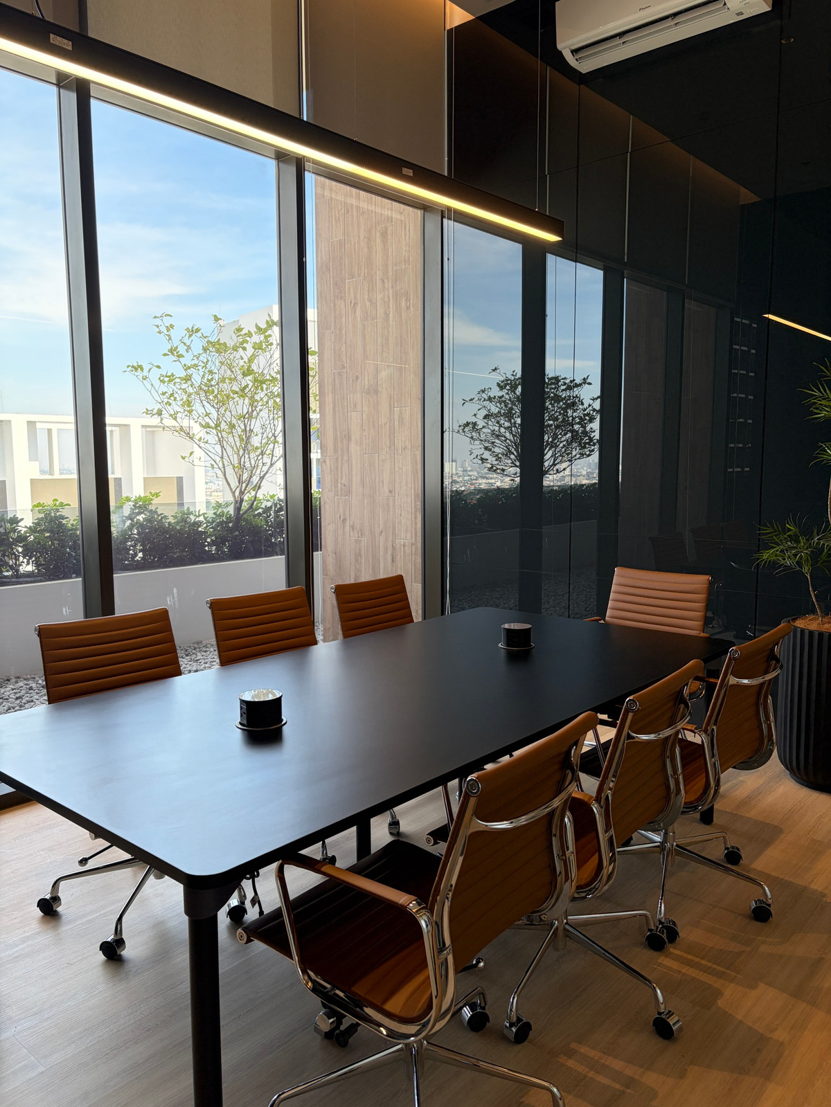 ให้เช่าคอนโดเลียบทางด่วนรามอินทรา : ✨ ปล่อยเช่าคอนโด Noble Create รามอินทรา – เกษตรนวมินทร์  วิวสระ | ห้องสวยสไตล์มินิมอล | พร้อมอยู่