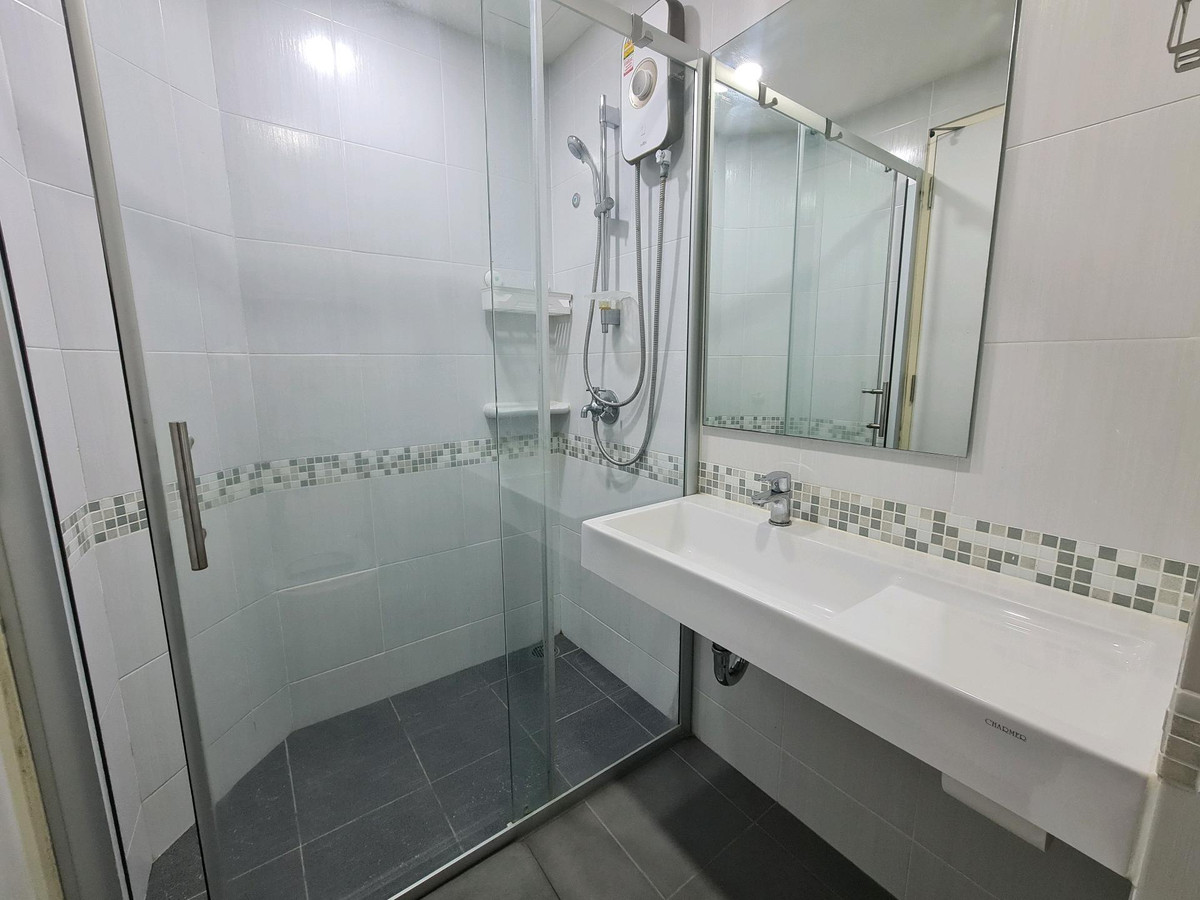 ให้เช่าคอนโดคลองเตย กล้วยน้ำไท : ให้เช่า คอนโดลุมพินี เพลส พระราม 4 - รัชดาภิเษก 1 ห้องนอน 26.5 ตร.ม สะอาด สงบ ติด MRT ศูนย์สิริกิต