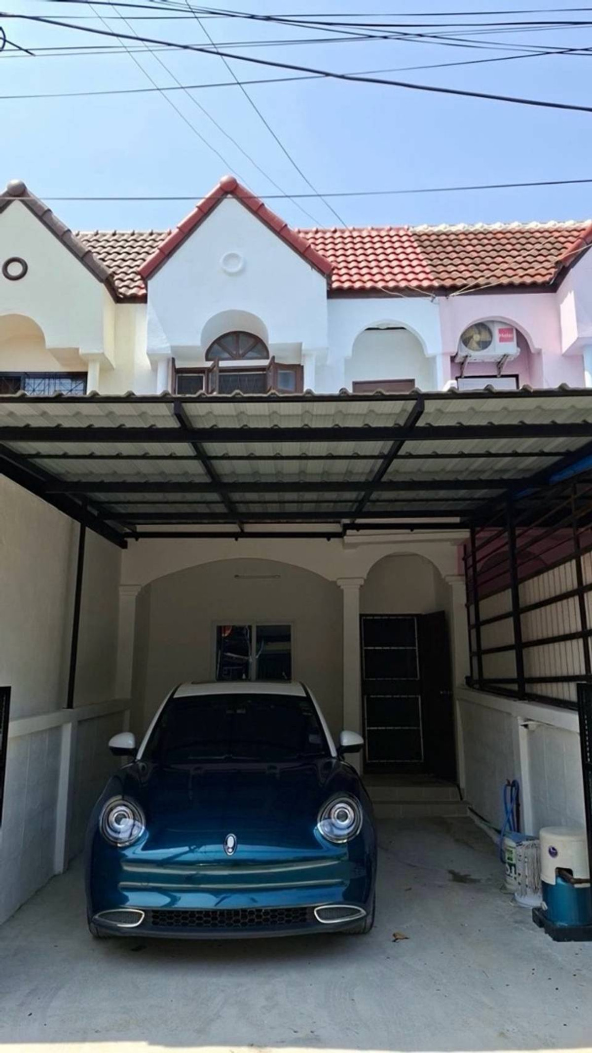 ให้เช่าทาวน์โฮมเสรีไทย-นิด้า : ให้เช่าทาวน์เฮ้าส์ หมู่บ้านศรีประจักษ์ ใกล้ โรงเรียนเตรียมอุดมศึกษาน้อมเกล้า เพียง 4 นาที