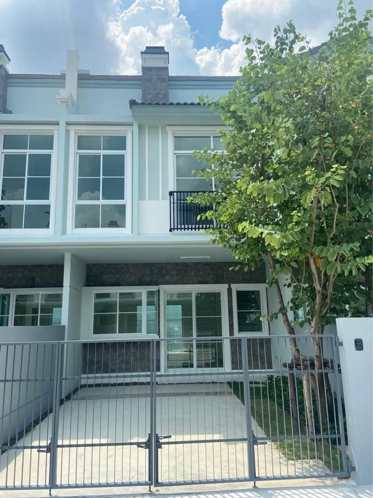 For RentHouseBangna, Bearing, Lasalle : Transfer to Villaggio 2 Srinakarin-Bangna 🏡