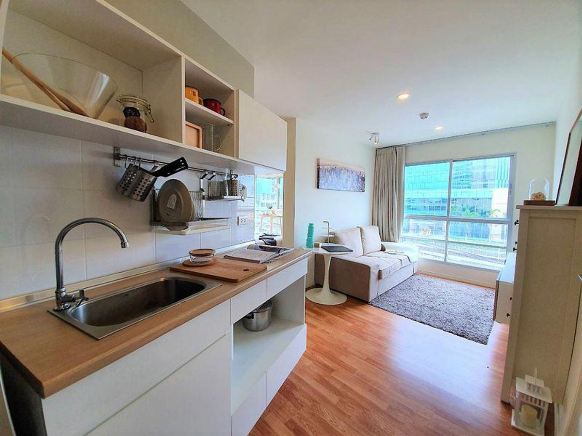 For SaleCondoKhlongtoei, Kluaynamthai : Lumpini Place Rama4 - Ratchadapisek / Studio (SALE WITH TENENT), Lumpini Place Rama4 - Ratchadapisek / Studio (sale with tenant) BJ031