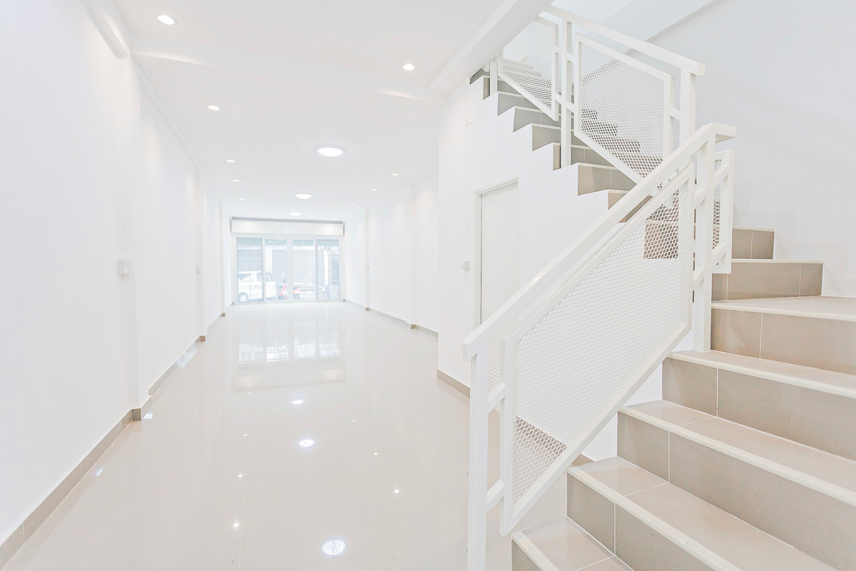 ขายอาคารพาณิชย์โชคชัย4 ลาดพร้าว71 : CB032♛♚อาคารพาณิชย์ 4 ห้องนอน ขาย⚝ลาดพร้าว♜MRT ภาวนา∞065-9423251,099-5919653▚Line@sureresidence