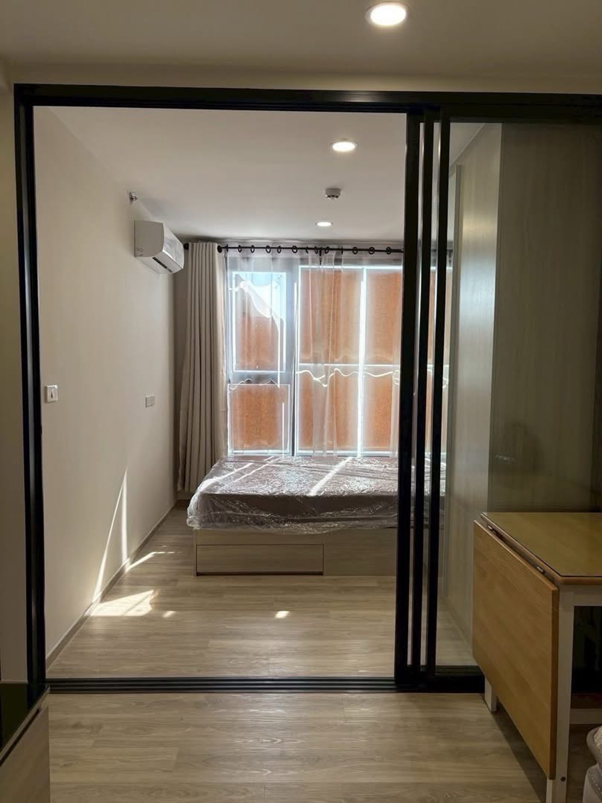 ให้เช่าคอนโดสมุทรปราการ สำโรง : ปล่อยเช่าคอนโด Origin Plug&Play - ศรีนครินทร์