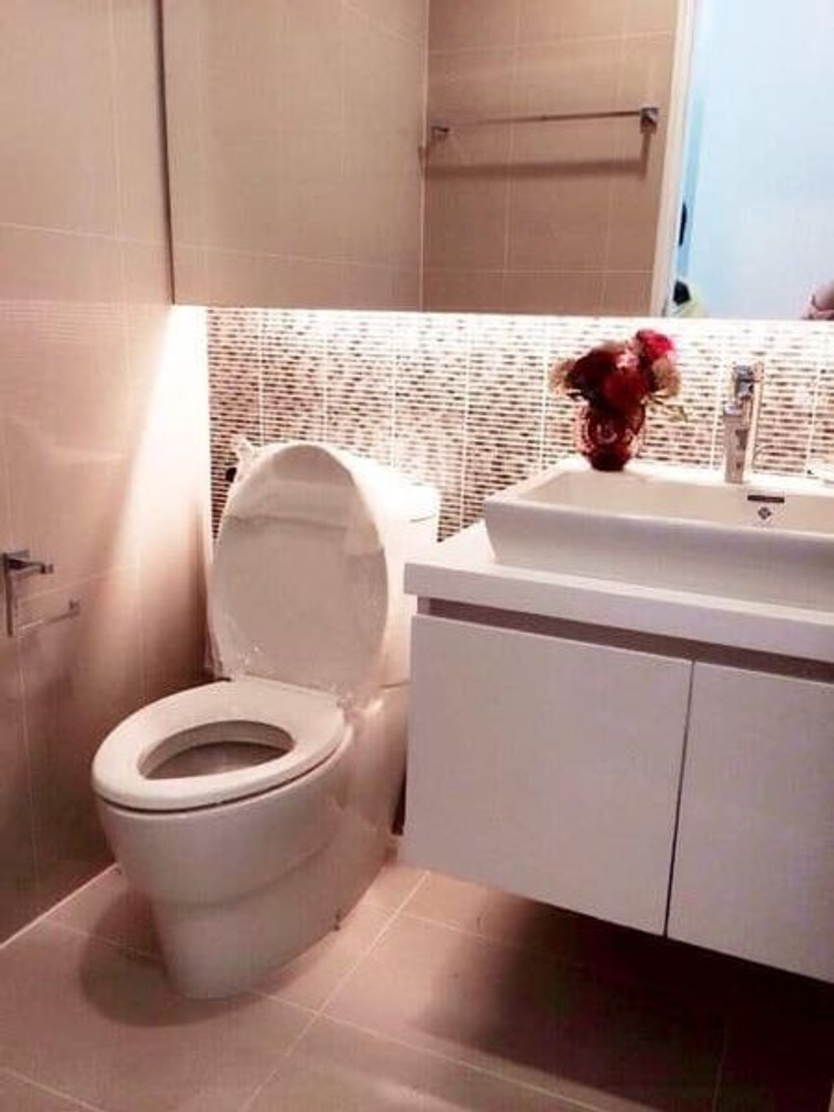 ให้เช่าคอนโดราชเทวี พญาไท : Condolette Ize Ratchatewi【𝐑𝐄𝐍𝐓】🔥ห้องขนาดกะทัดรัดแต่จัดสัดส่วนดี สไตล์ทันสมัย เหมาะกับคนที่ต้องการพื้นที่อยู่อาศัยที่คล่องตัว🔥 ติดต่อไลน์ไอดี: @hacondo