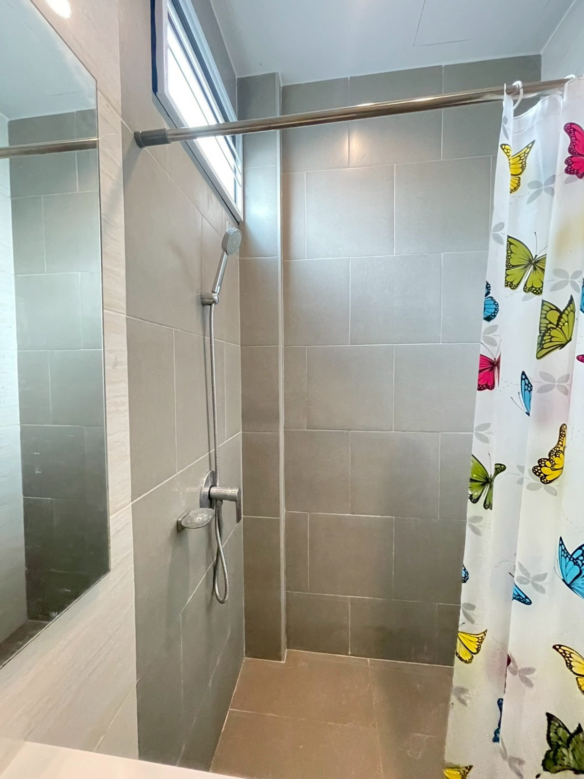 ให้เช่าทาวน์โฮมพระราม 5 ราชพฤกษ์ บางกรวย : ให้เช่า ทาวน์โฮม 3 ชั้น พร้อมอยู่ เปี่ยมสุข ติดถนนกาญจนาภิเษก ใกล้ รร.เทพศิรินทร์ นนทบุรี ทางด่วน ศรีรัช 