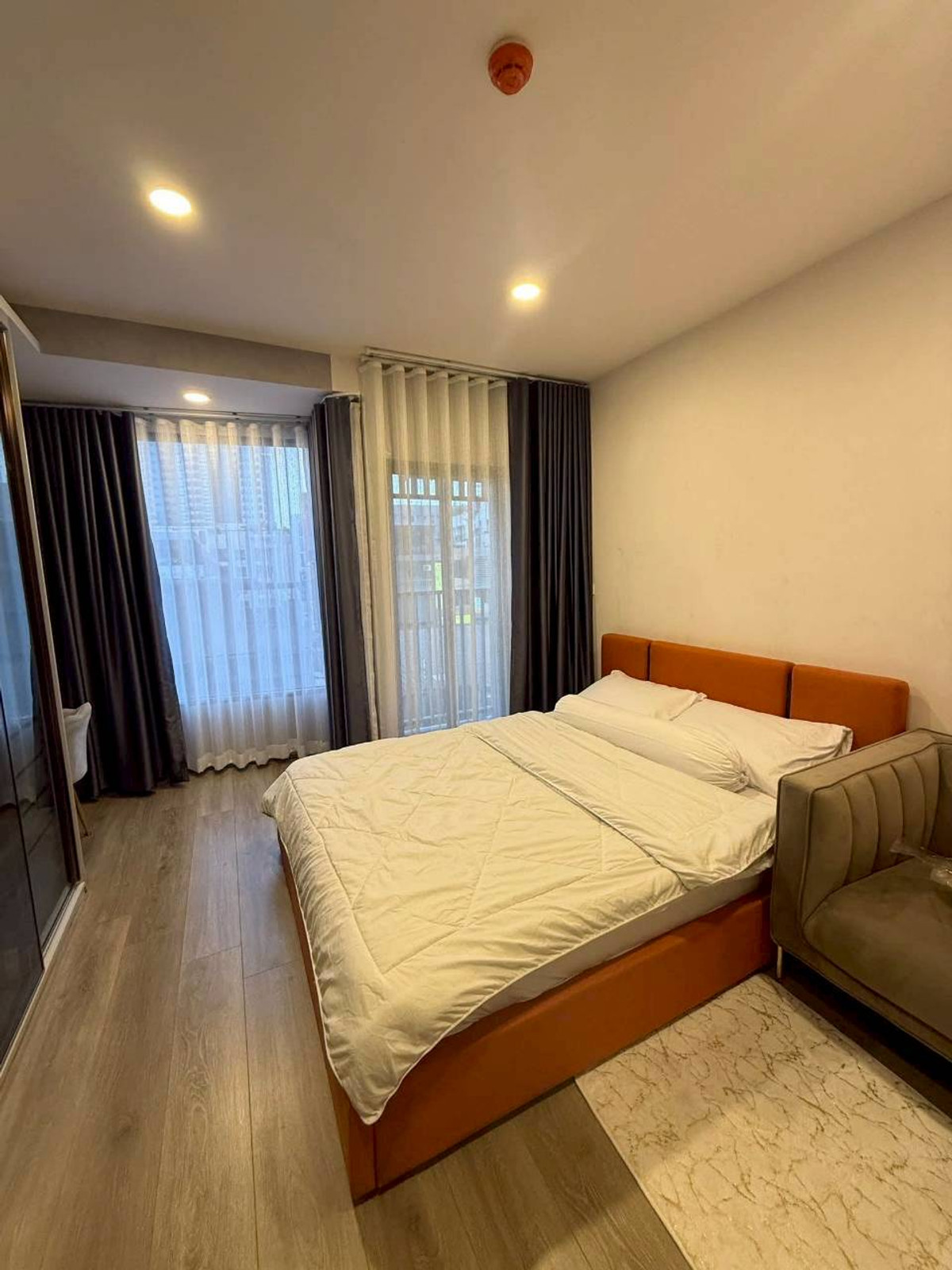 For RentCondoRatchadapisek, Huaikwang, Suttisan : ✅ SHB114 ✅ Line : @p2nproperty