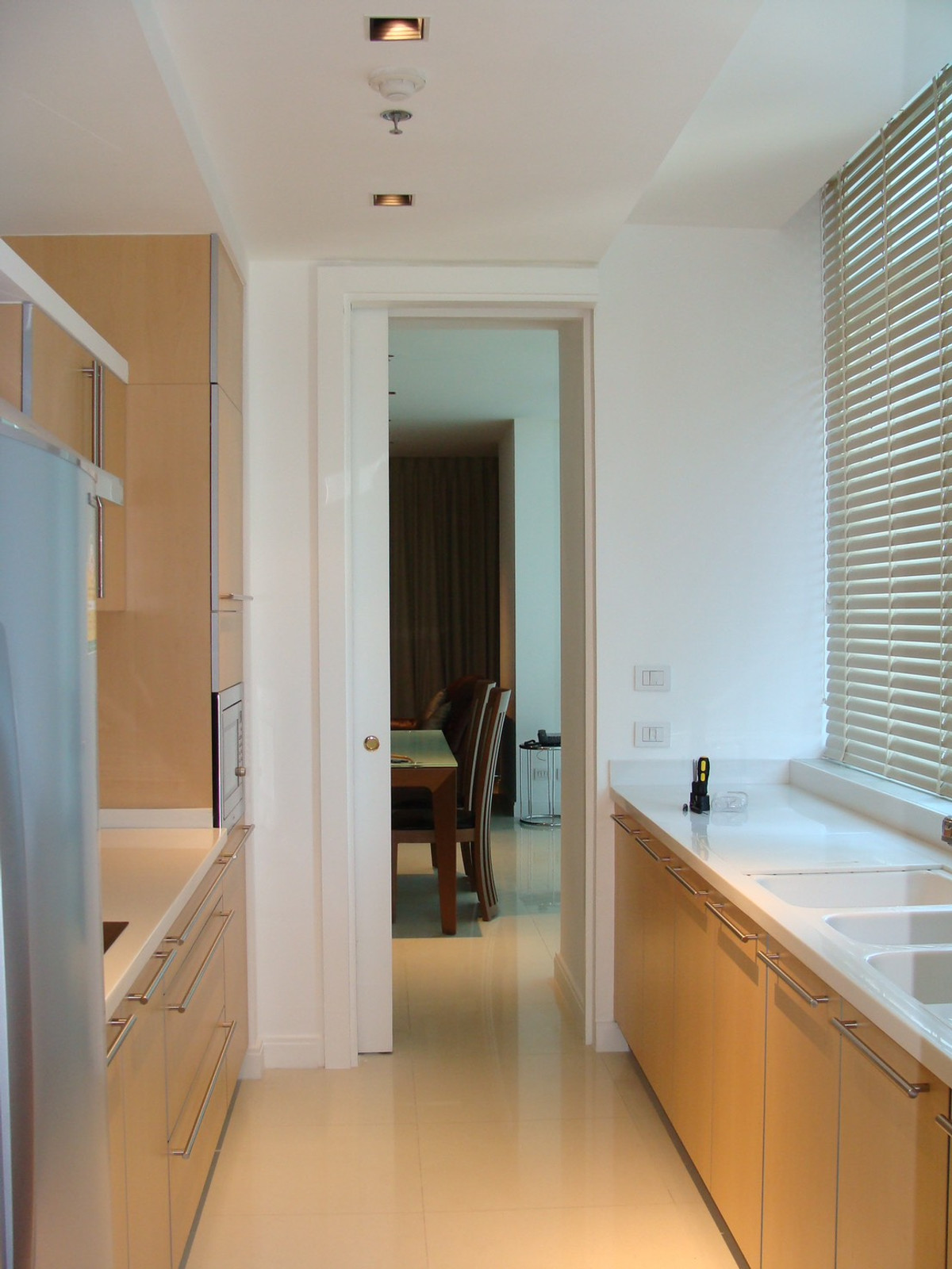 For RentCondoWitthayu, Chidlom, Langsuan, Ploenchit : Luxury condo for rent, Athenee Residence Ploenchit, 2 bedrooms, area 132 sq m., with hotel-level amenities, near BTS Ploenchit.