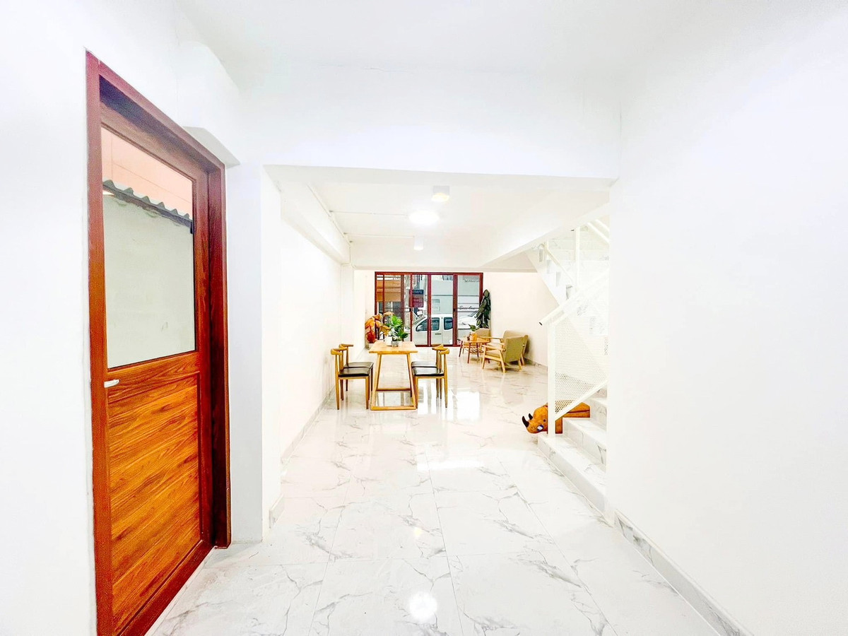 ขายอาคารพาณิชย์นวมินทร์ รามอินทรา : CB026♛♚อาคารพาณิชย์ ขาย 3 ห้องนอน⚝นวมินทร์♜ใกล้ตลาดปัฐวิกรณ์∞099-5919653,065-9423251▚Line@sureresidence