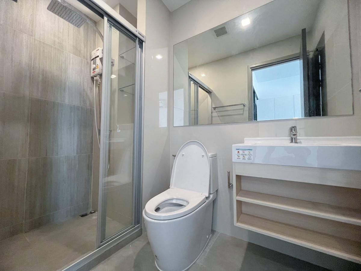 For RentCondoPattanakan, Srinakarin : For Rent ✨ The Rich Rama 9 - Srinakarin ✨ Fully furnished with appliances. Near Airport Link.