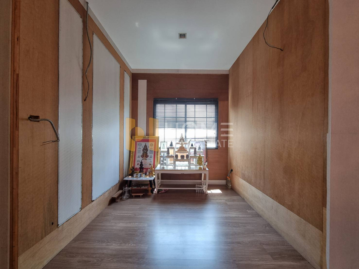 ขายบ้านนนทบุรี บางใหญ่ บางบัวทอง : บ้านใหญ่ ดีลพิเศษ ประหยัดไปหลักล้าน 🔥 เวนิว เวสต์เกต / 4 ห้องนอน (ขาย), VENUE Westgate / 4 Bedrooms (FOR SALE) AOM077