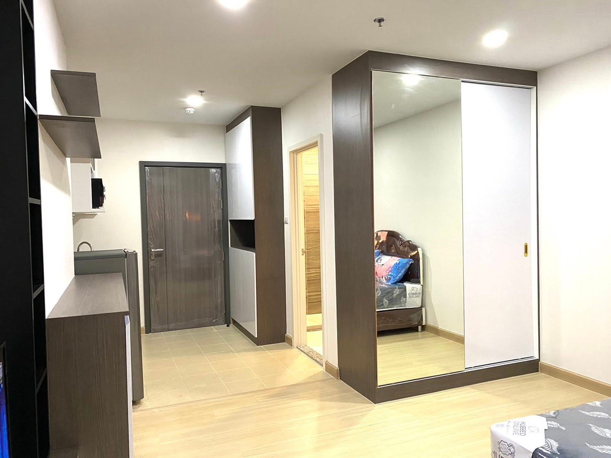 For RentCondoSamut Prakan,Samrong : For Rent ✨ Supalai Veranda Sukhumvit 117 ✨ Near BTS Puchaow Station. Fully furnished and equipped with appliances.