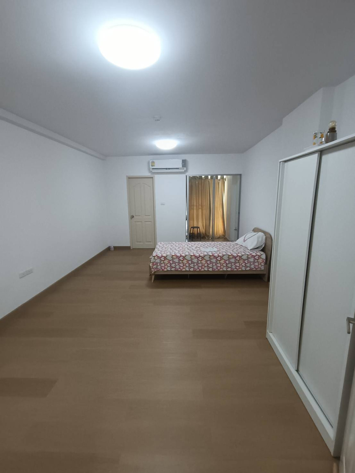 For SaleCondoRatchadapisek, Huaikwang, Suttisan : Supalai City Resort Condo, area 31 sq m., 7th floor, city view, peaceful project, livable.