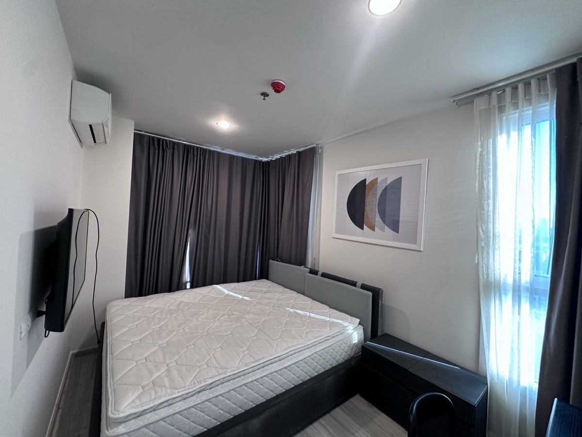 For RentCondoRatchadapisek, Huaikwang, Suttisan : 💙2 bedrooms, 2 bathrooms, XT Huai Khwang, corner room, good view, near Huai Khwang MRT, spacious, comfortable room, has a balcony.