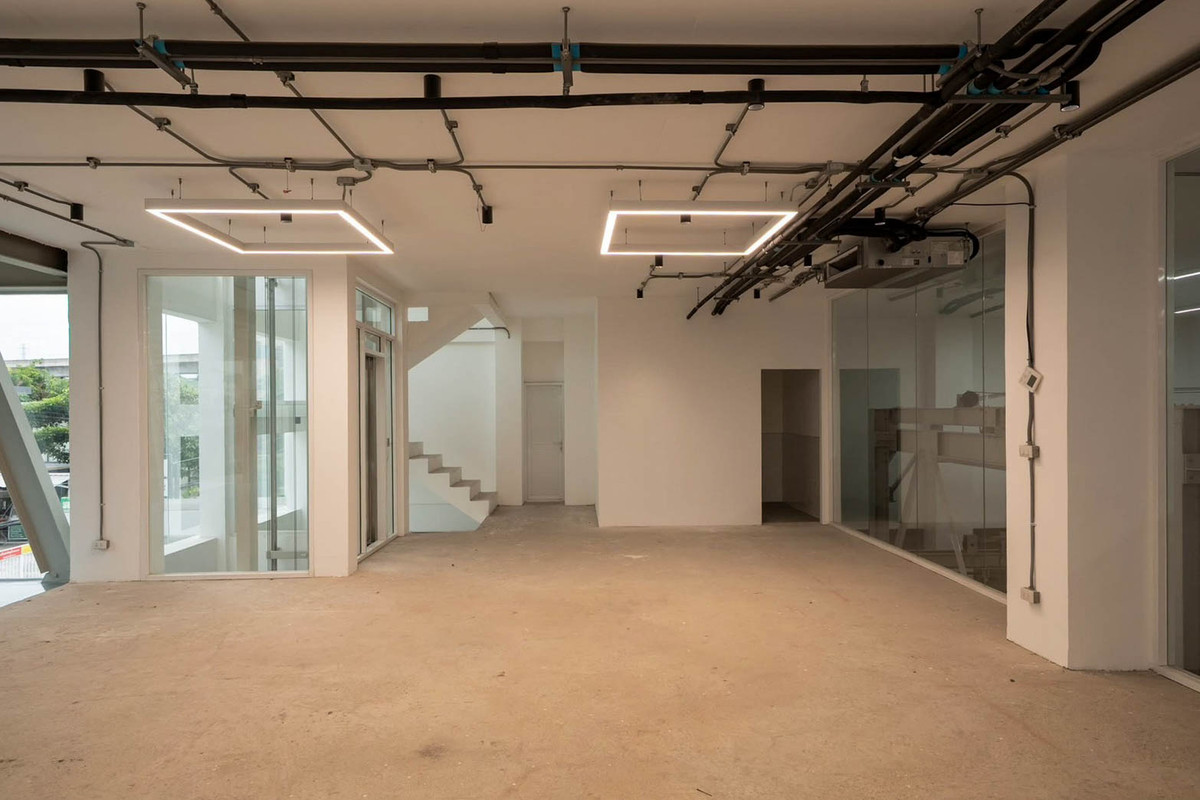 โฮมออฟฟิศพระราม 9 เพชรบุรีตัดใหม่ RCA : Home Office Stand Alone Building ทำเลพระราม 9 – New CBD