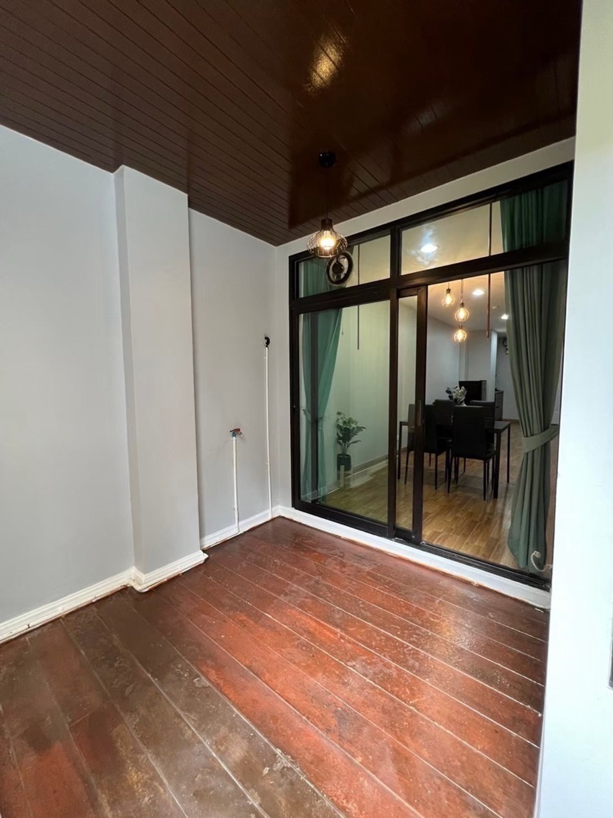 ให้เช่าคอนโดเกษตร นวมินทร์ ลาดปลาเค้า : 💥 ให้เช่าคอนโด บ้านนวธารา (Baan Navatara Condo)
💰 ค่าเช่าเพียง 17,000 บาท / เดือน