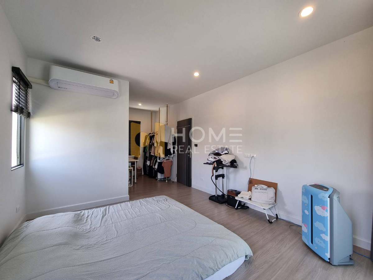 For SaleHouseNonthaburi, Bang Yai, Bangbuathong : Anasiri Chaiyapruek - Wongwaen / 4 Bedrooms (FOR SALE) AOM076