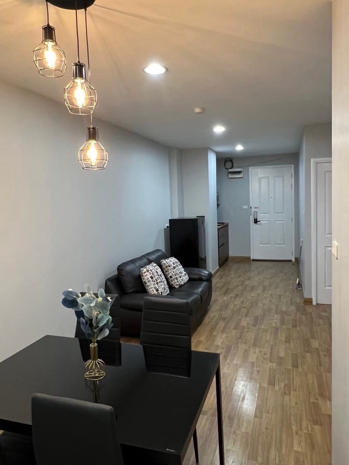 ให้เช่าคอนโดเกษตร นวมินทร์ ลาดปลาเค้า : 💥 ให้เช่าคอนโด บ้านนวธารา (Baan Navatara Condo)
💰 ค่าเช่าเพียง 17,000 บาท / เดือน