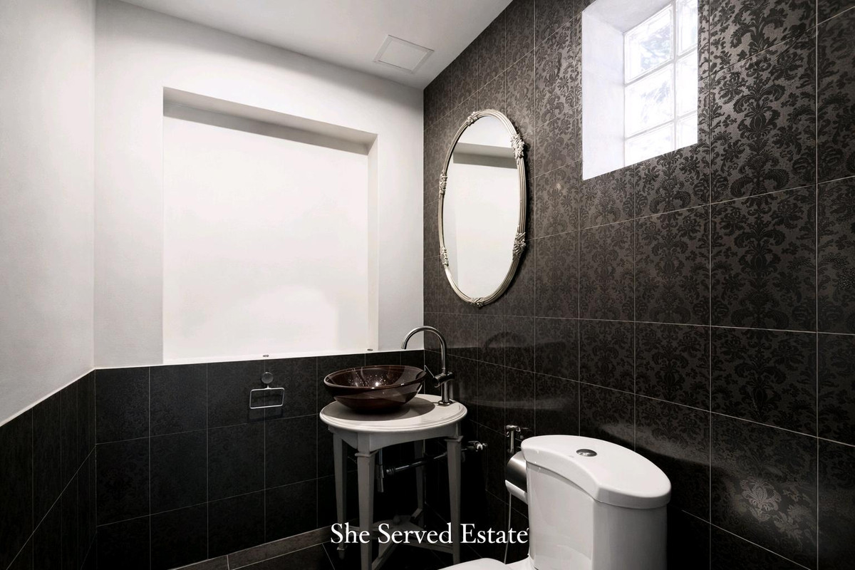 For RentSukhumvit, Asoke, Thonglor : Baht/month