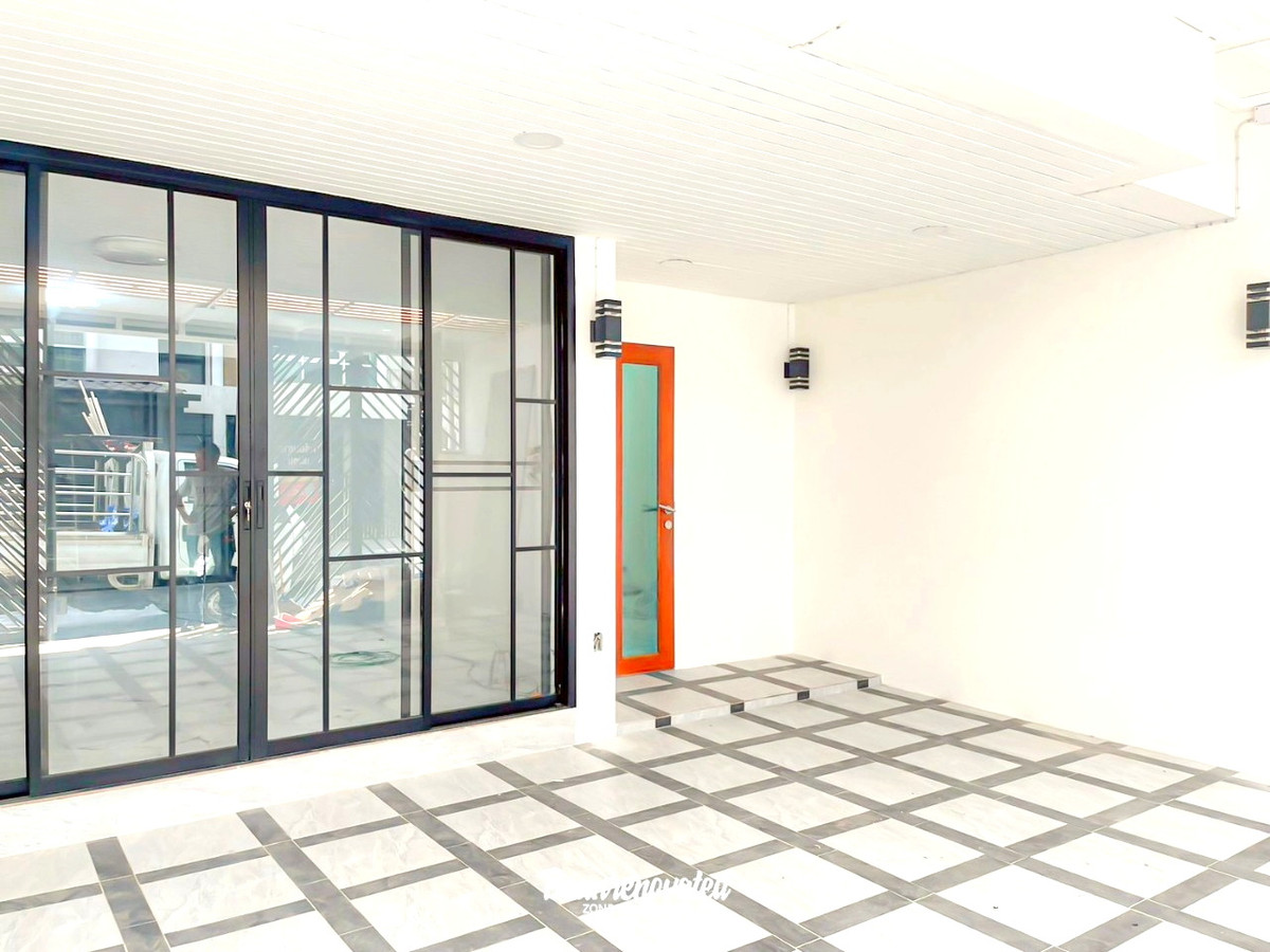 ขายทาวน์โฮมเกษตร นวมินทร์ ลาดปลาเค้า : CB098♛♚ทาวน์โฮม 5 ห้องนอน ขาย⚝ประเสริฐมนูกิจ♜ใกล้แฟชั่นไอส์แลนด์∞099-5919653,065-9423251▚Line@sureresidence