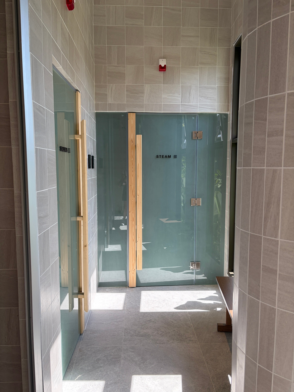 ให้เช่าคอนโดเลียบทางด่วนรามอินทรา : ✨ ปล่อยเช่าคอนโด Noble Create รามอินทรา – เกษตรนวมินทร์  วิวสระ | ห้องสวยสไตล์มินิมอล | พร้อมอยู่