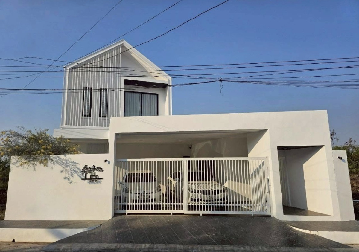 For SaleHouseNawamin, Ramindra : Nakarin Garden Village / 4 Bedrooms (FOR SALE), Nakarin Garden Village / 4 Bedrooms (FOR SALE) POON173
