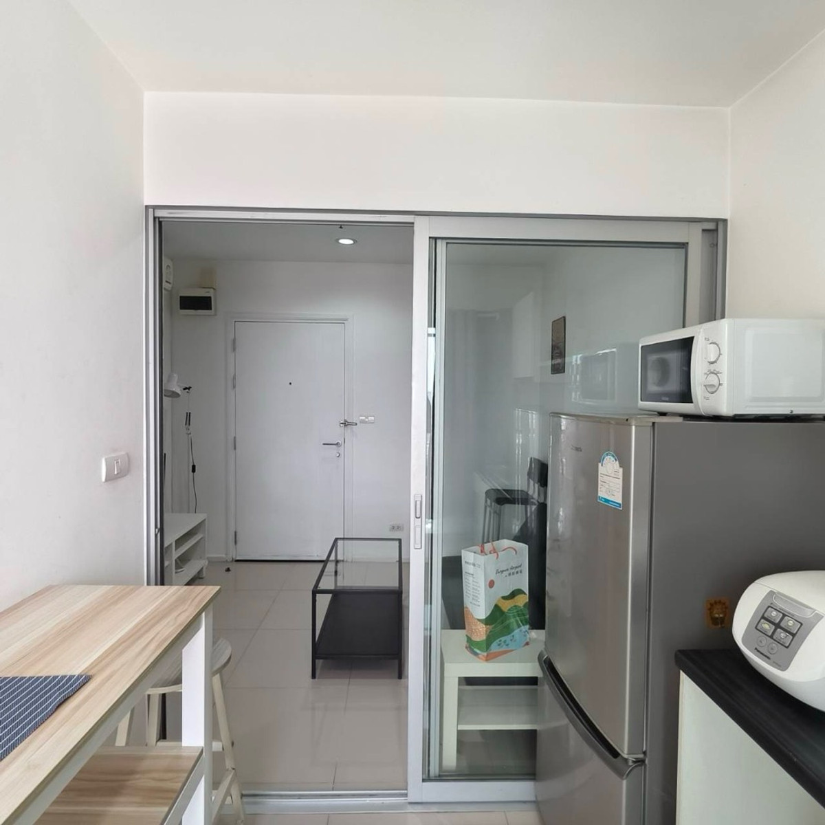 For RentCondoOnnut, Udomsuk : special price 12,999/ month can Negotiated 1 bedroom