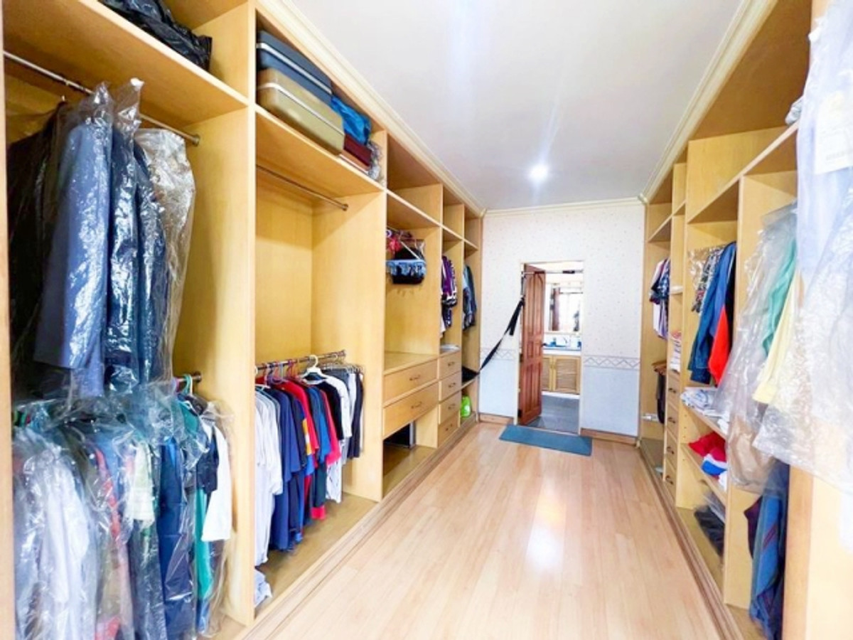 ขายบ้านนวมินทร์ รามอินทรา : บ้านเดี่ยวแปลงใหญ่ หมู่บ้านชัยพฤกษ์ รามอินทรา วัชรพล 259 ตร.วา (2 โฉนด) วัชรพล สุขาภิบาล 5 ใกล้ทางด่วน