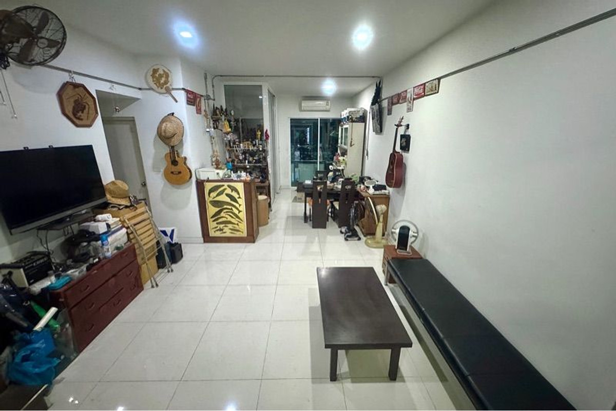 ขายทาวน์โฮมนวมินทร์ รามอินทรา : 19.4ตรว 3นอน3น้ำ ทาวน์โฮม 3 ชั้น Bless Town Ramintra 127 