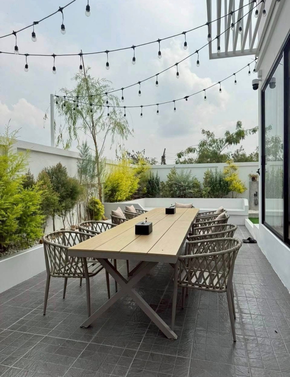 For SaleHouseNawamin, Ramindra : Nakarin Garden Village / 4 Bedrooms (FOR SALE), Nakarin Garden Village / 4 Bedrooms (FOR SALE) POON173