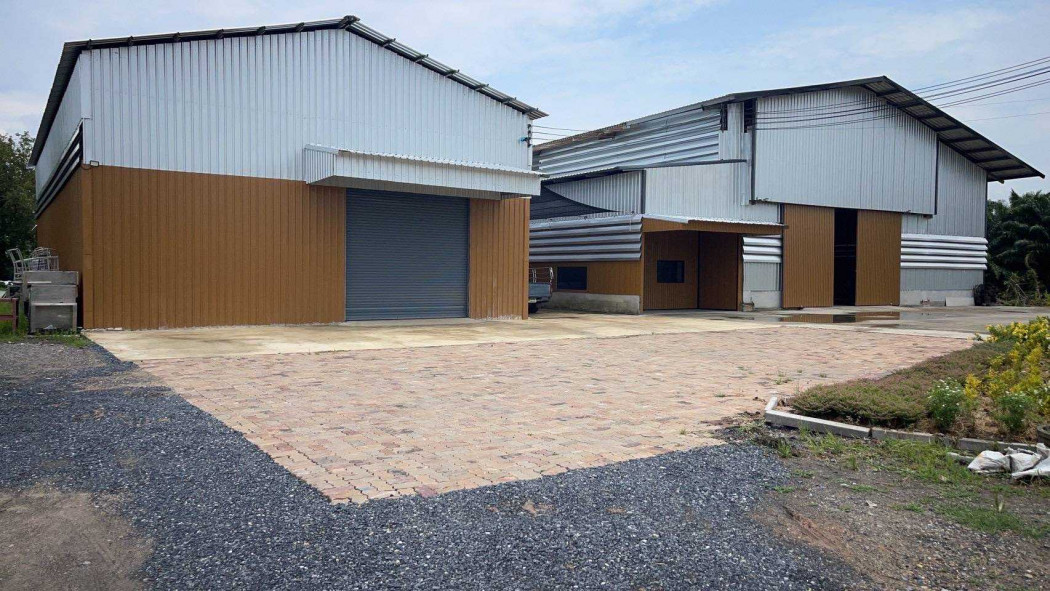For SaleFactoryChachoengsao : Factory for sale, with a valid factory license (Form 4), 1890 sq m, 24 rai 3 ngan 19 sq wah, Bang Nam Priao District, Chachoengsao Province.
