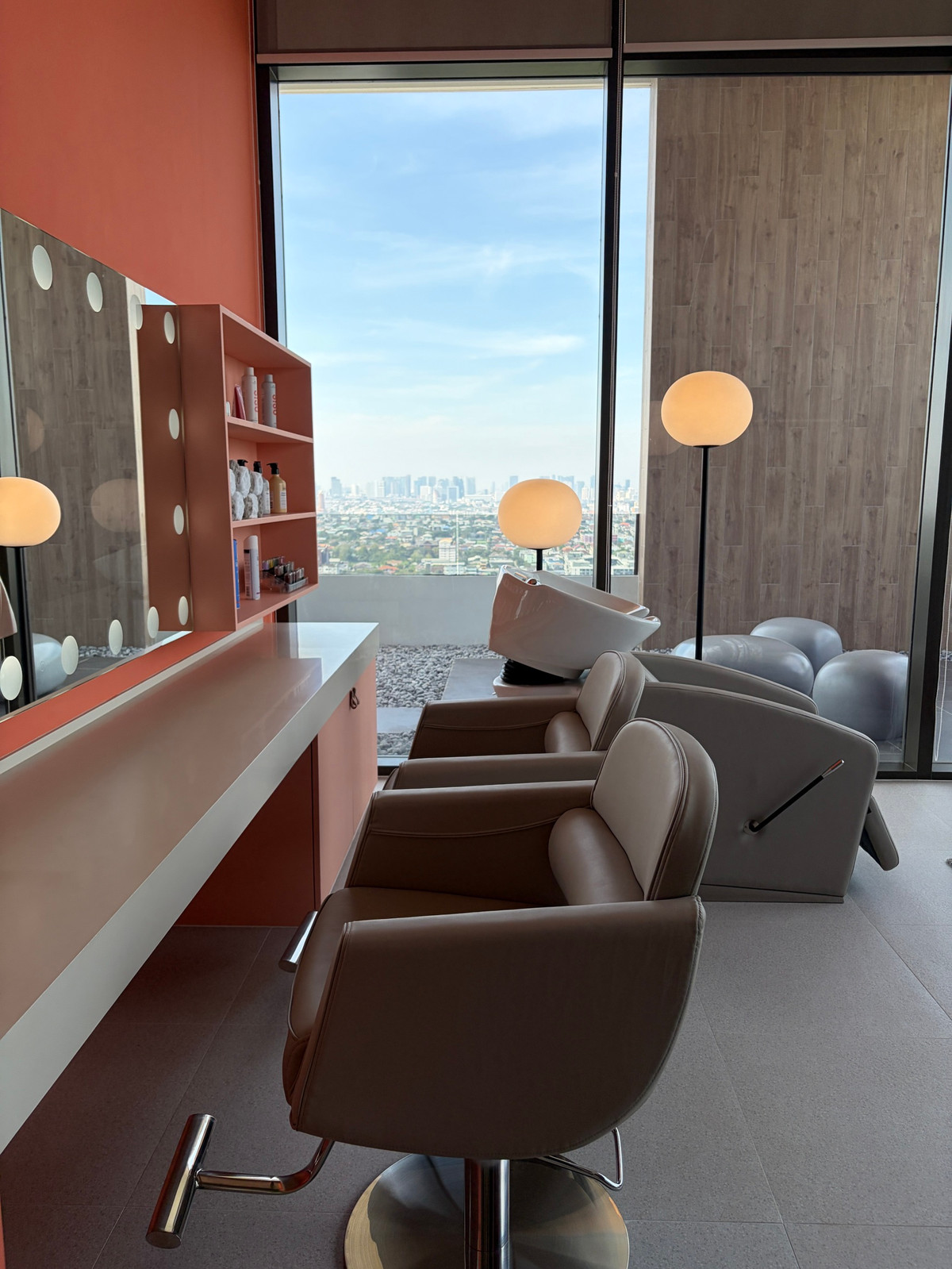 ให้เช่าคอนโดเลียบทางด่วนรามอินทรา : ✨ ปล่อยเช่าคอนโด Noble Create รามอินทรา – เกษตรนวมินทร์  วิวสระ | ห้องสวยสไตล์มินิมอล | พร้อมอยู่