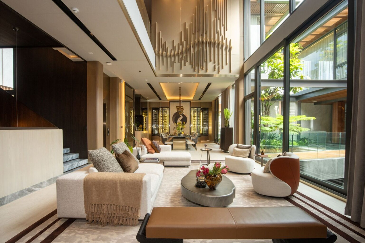 ขายบ้านบางซื่อ วงศ์สว่าง เตาปูน : Sonle Residences: 180sqwah 1,365sqm. 5bed 8bath 3storey private pool 260,000,000 Am: 0656199198